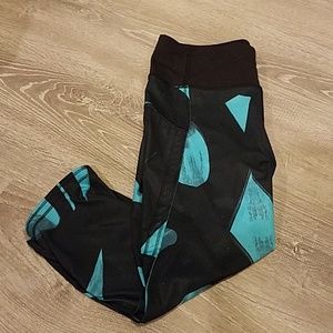 Lululemon Exercise Capris Size 4